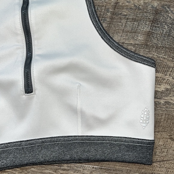 FP Movement by Free People Round The Block Crop Top Optic White Size Medium - Picture 3 of 11